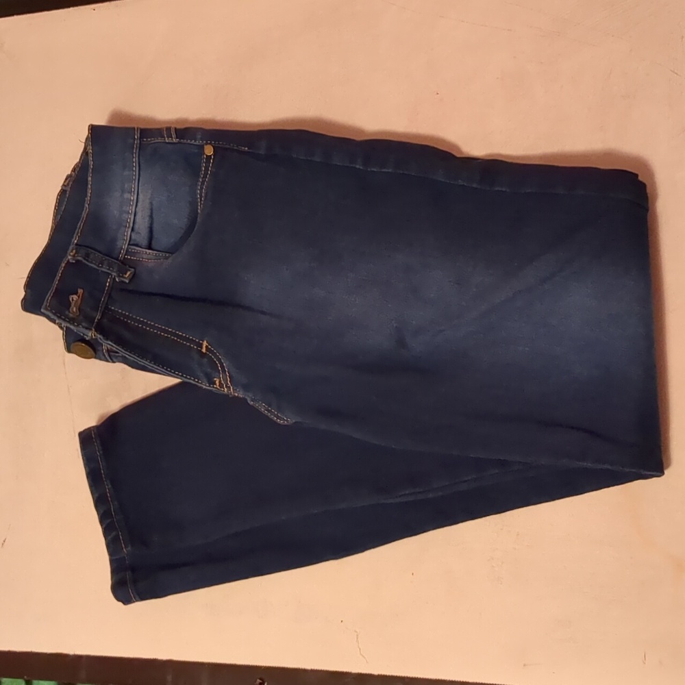 Size 7 women's skinny jeans